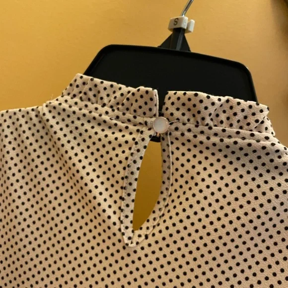 Adorable too for work or play - Picture 7 of 12